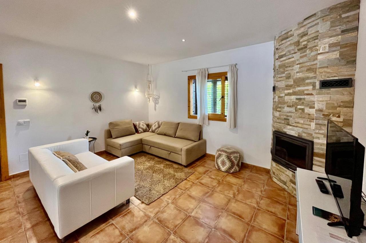 Pinosol Estada en una granja Santa Eulària des Riu